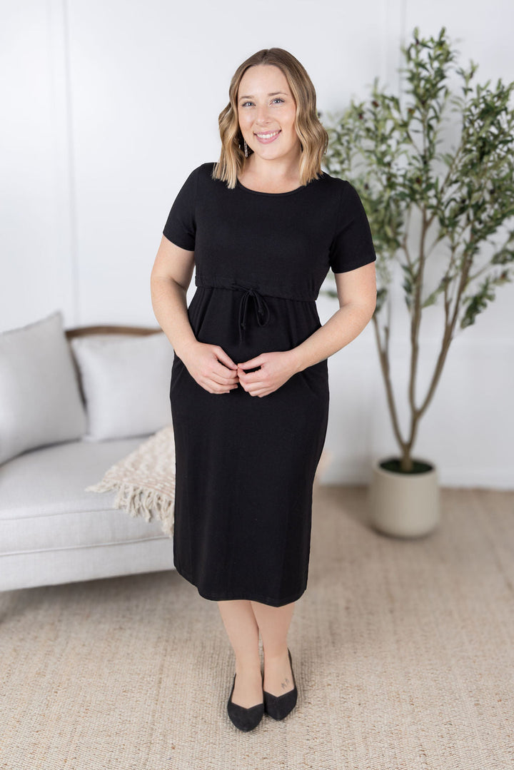 IN STOCK Gracelynn Midi Dress - Black