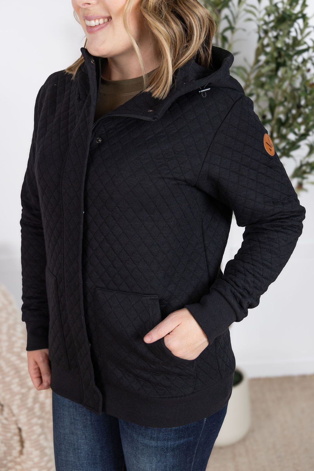 IN STOCK Kyla Zipper Snap Jacket - Black