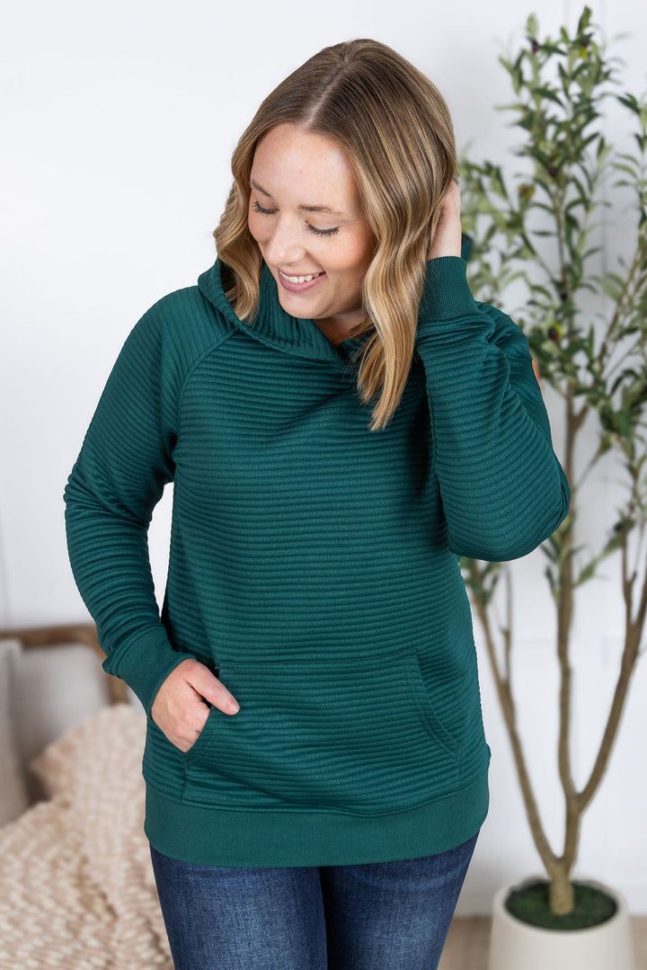 IN STOCK Tatum Textured Pullover Hoodie - Hunter Green