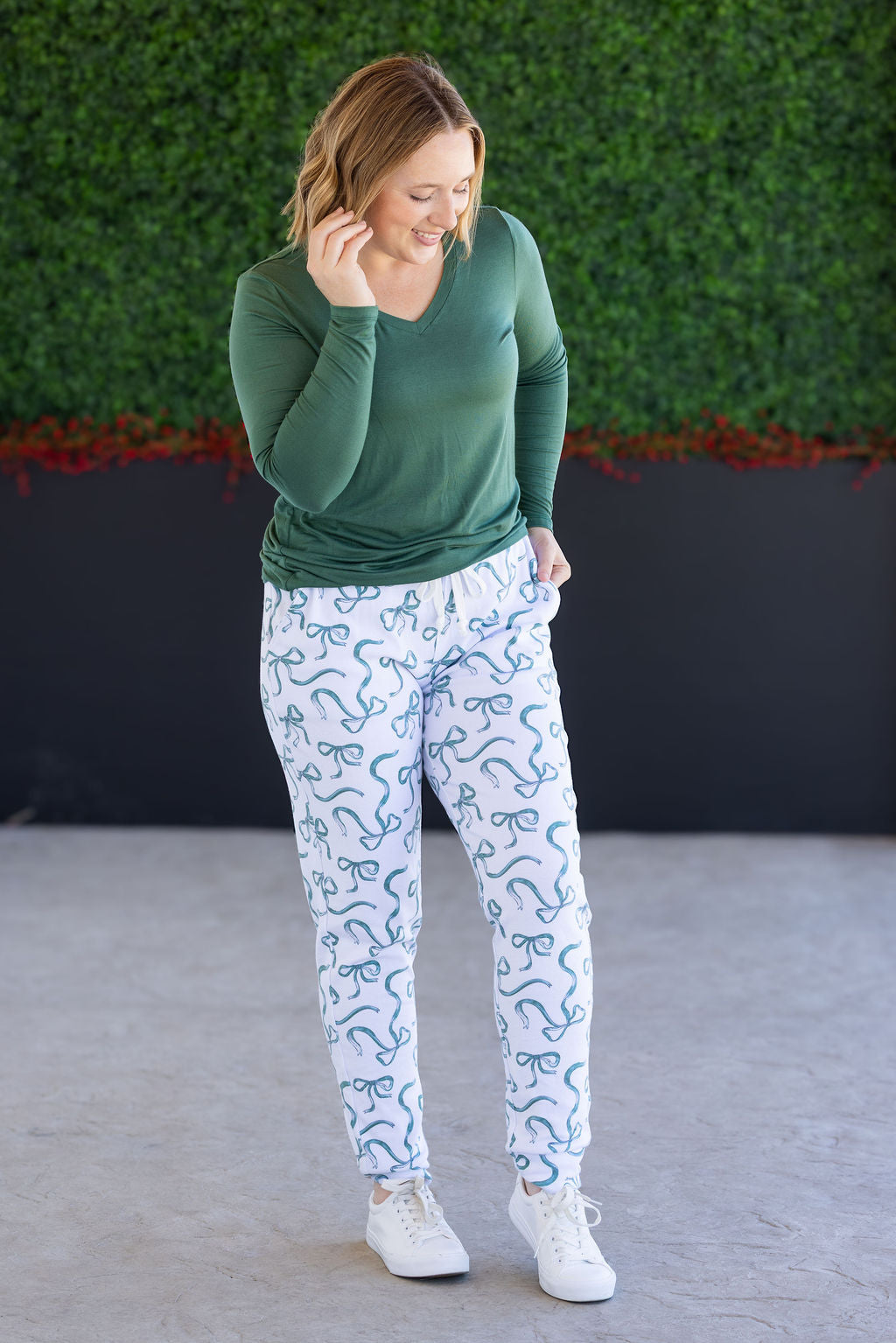 IN STOCK Classic Joggers - Green Ribbons