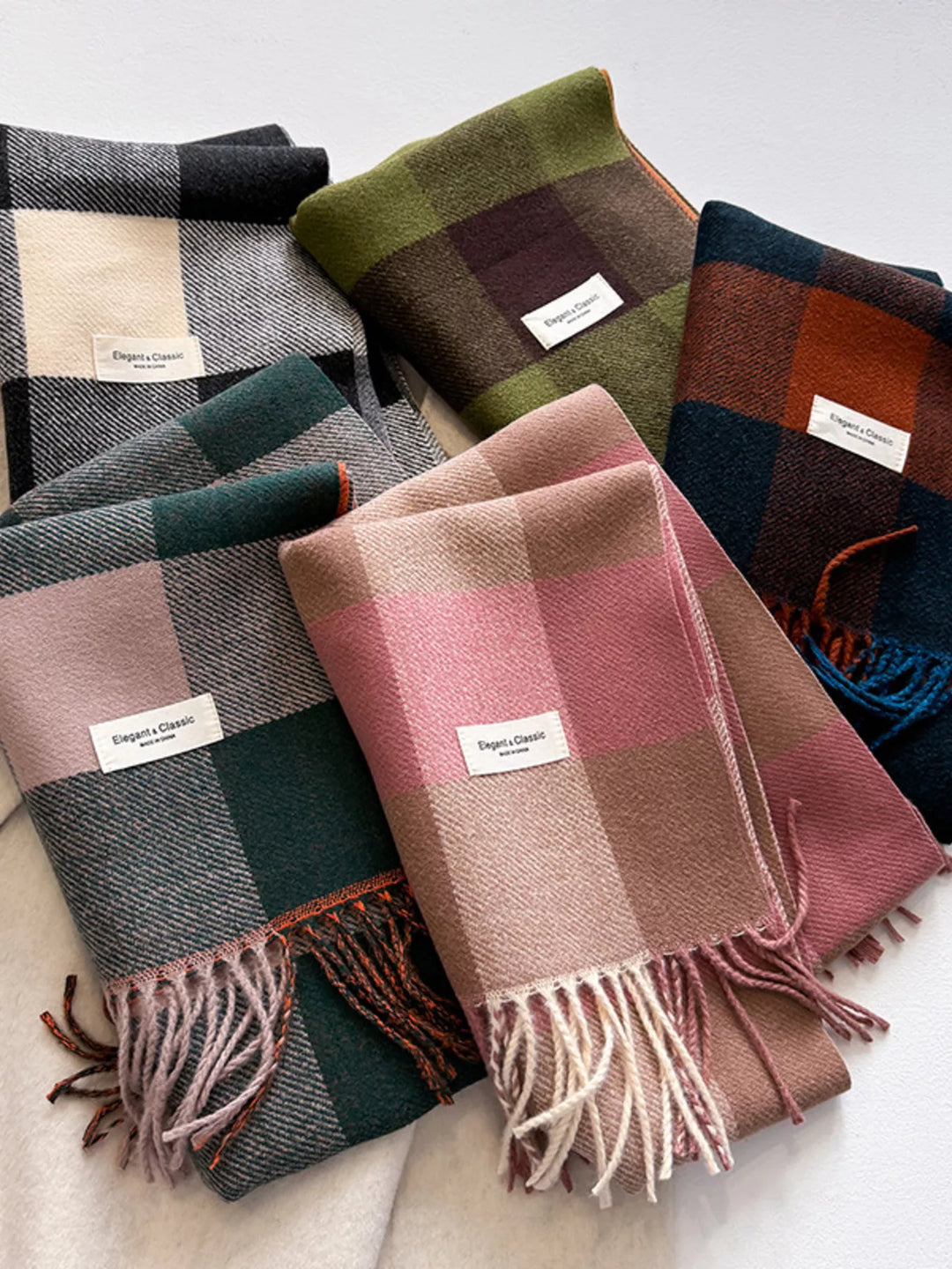 770205f13f994729b7589a2e0365d21e-Max-Origin