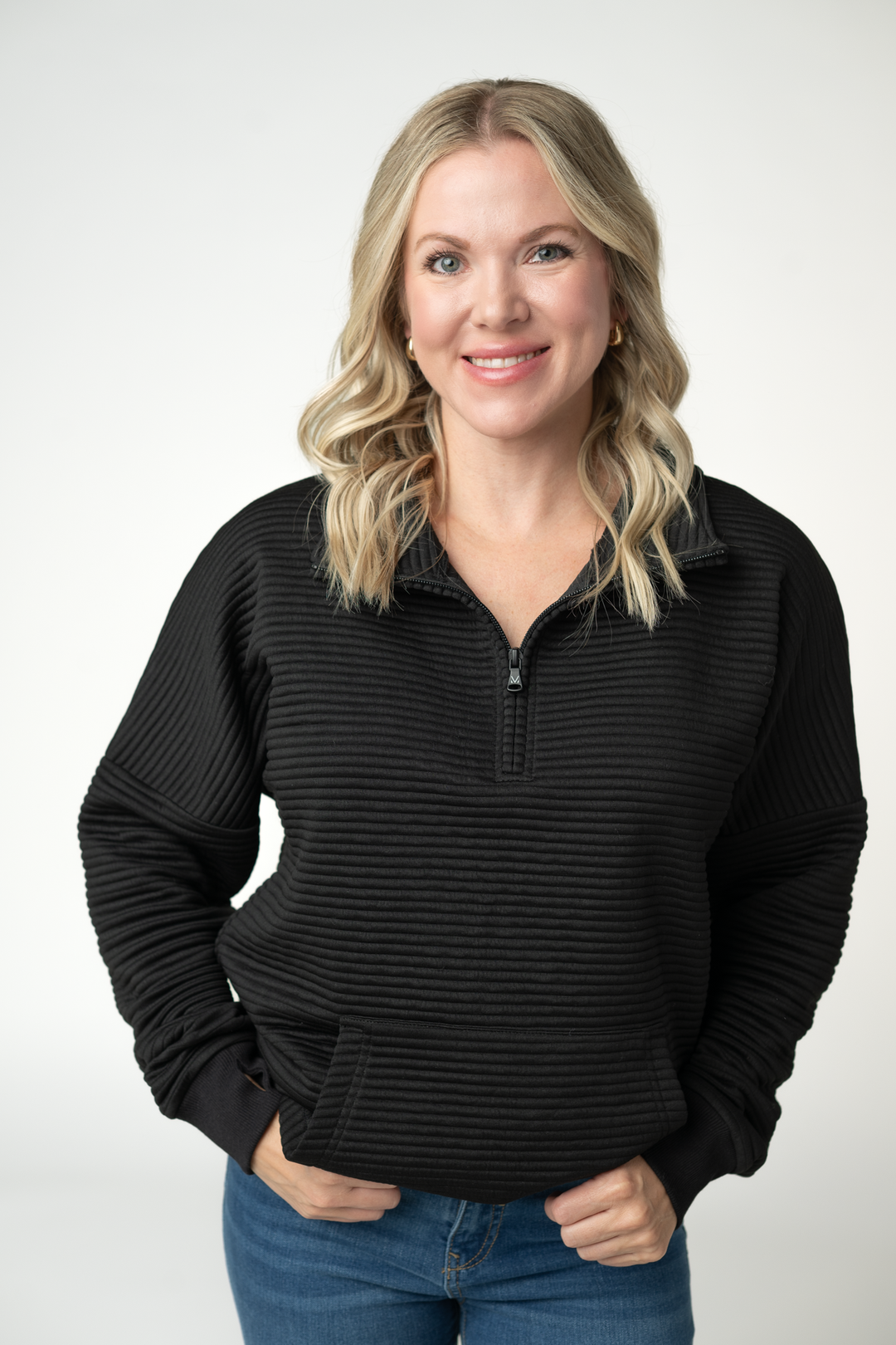 IN STOCK Tatum Quarter Zip - Black