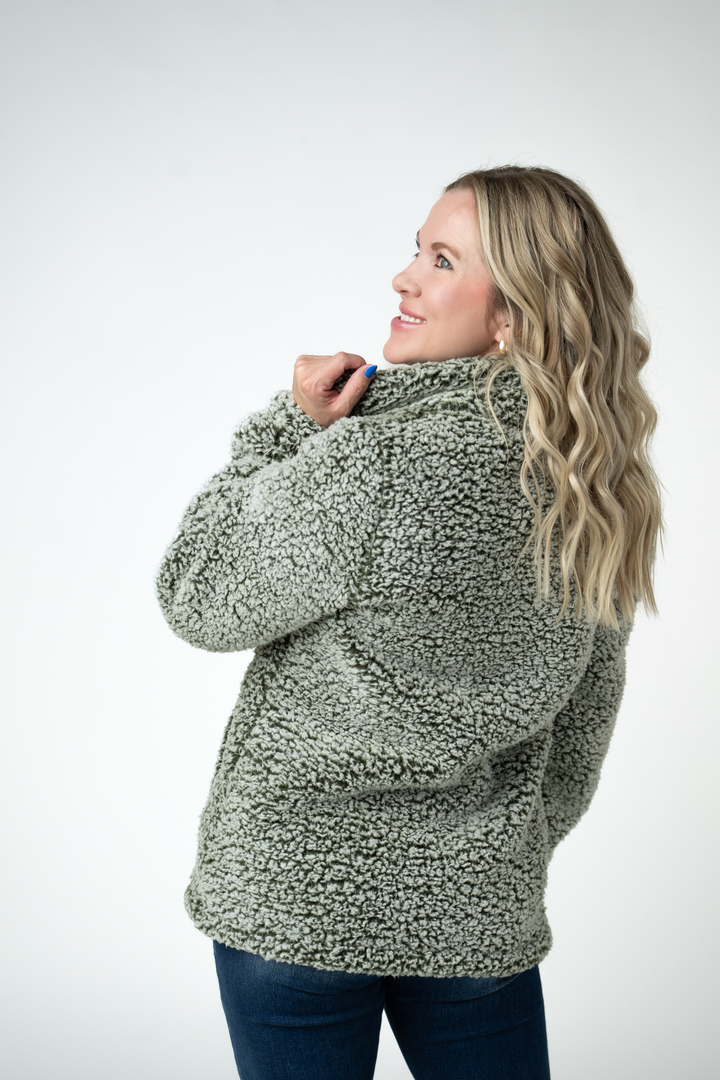 IN STOCK Two Tone Fullzip Sherpa - Olive and White