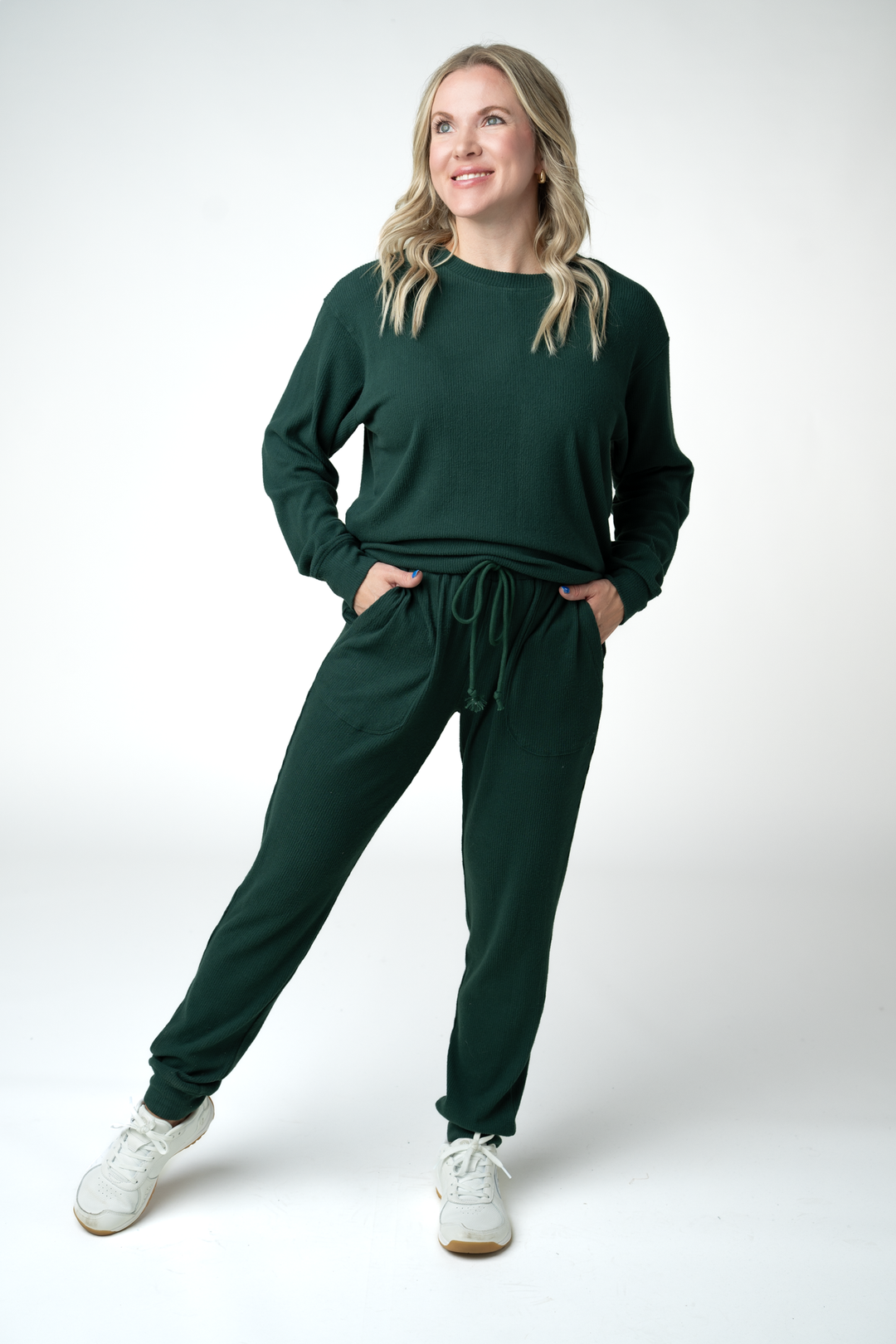 IN STOCK Corrine Ribbed Pullover Top - Evergreen