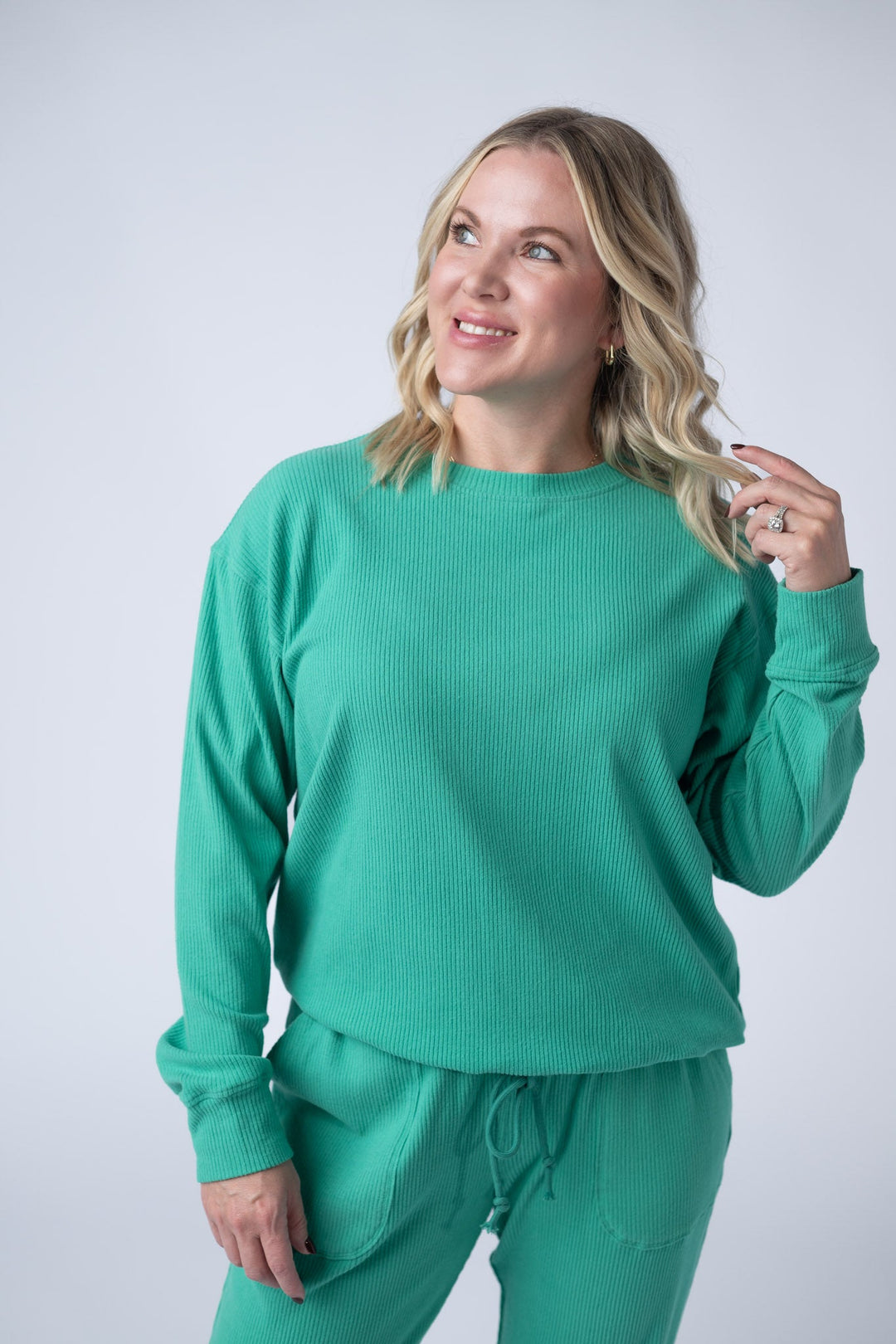 IN STOCK Corrine Ribbed Pullover Top - Emerald
