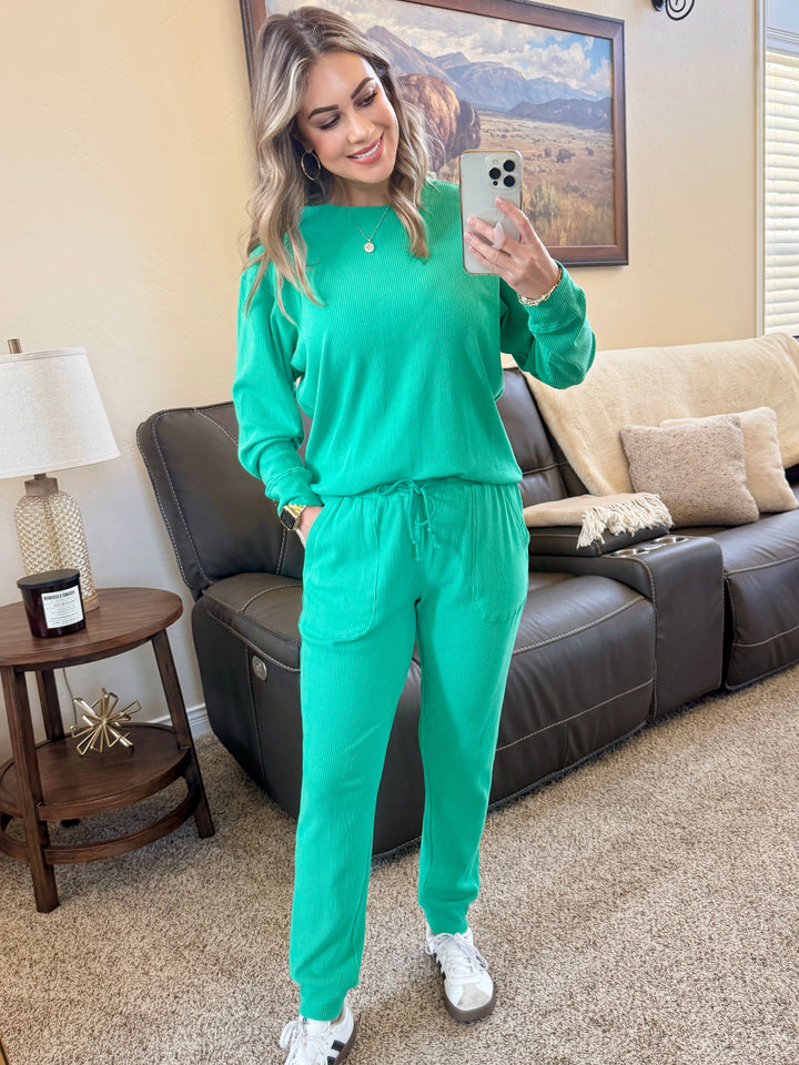 IN STOCK Corrine Ribbed Pullover Top - Emerald
