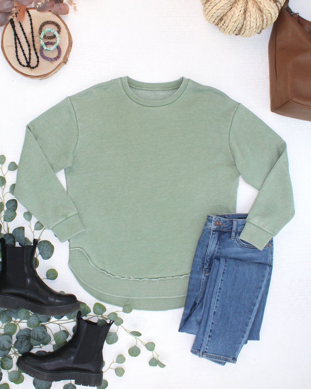 IN STOCK Vintage Wash Pullover - Olive