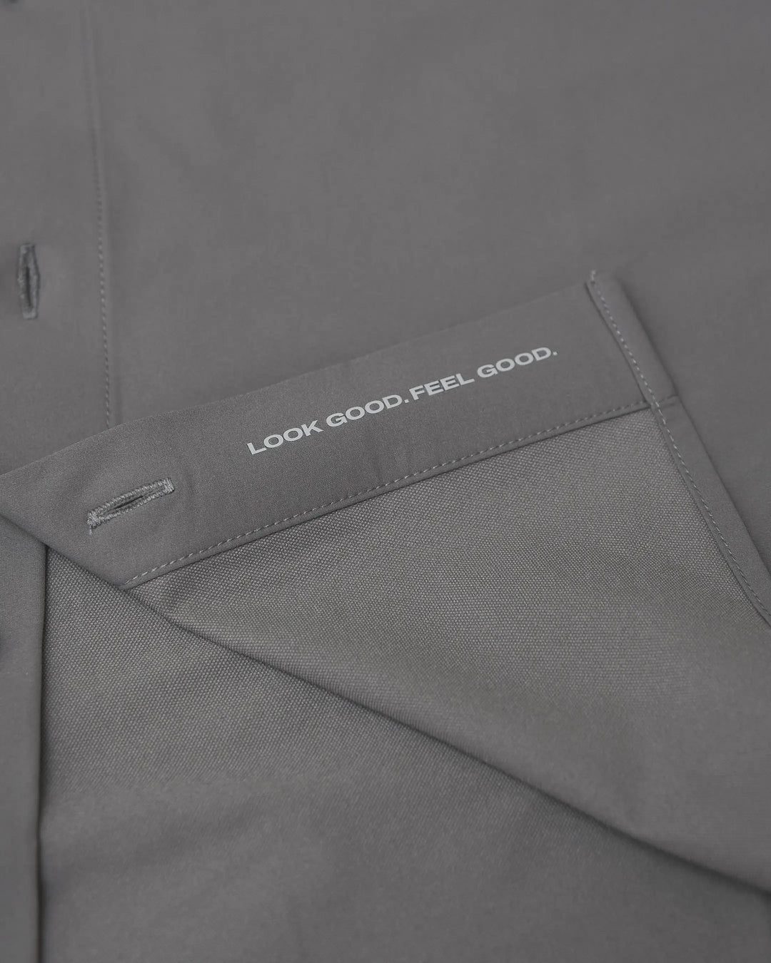 Short Sleeve Button Up Shirt | Commuter | Carbon