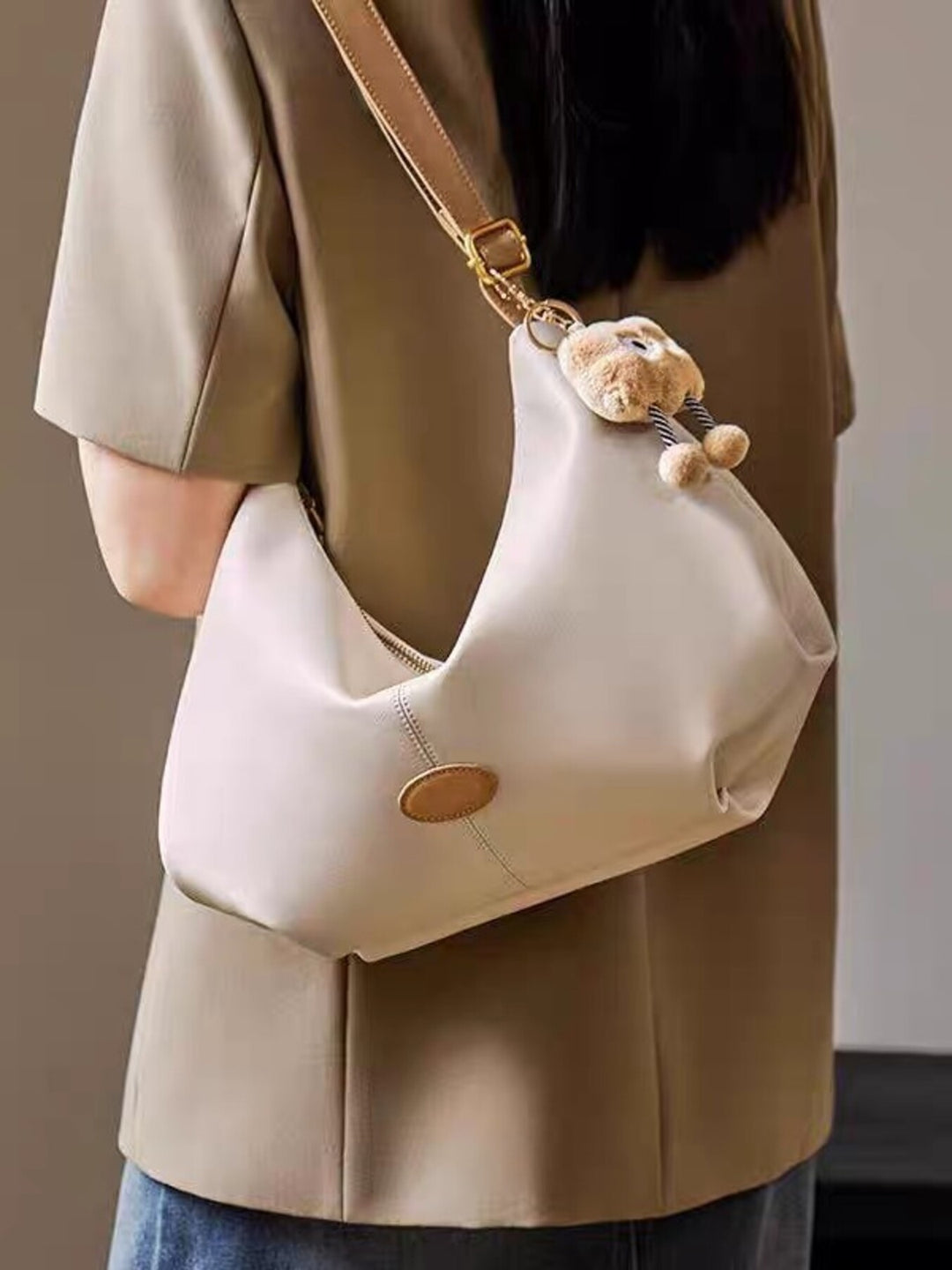 baa097365fdd4d29ac65a775e99cd7b2-Max