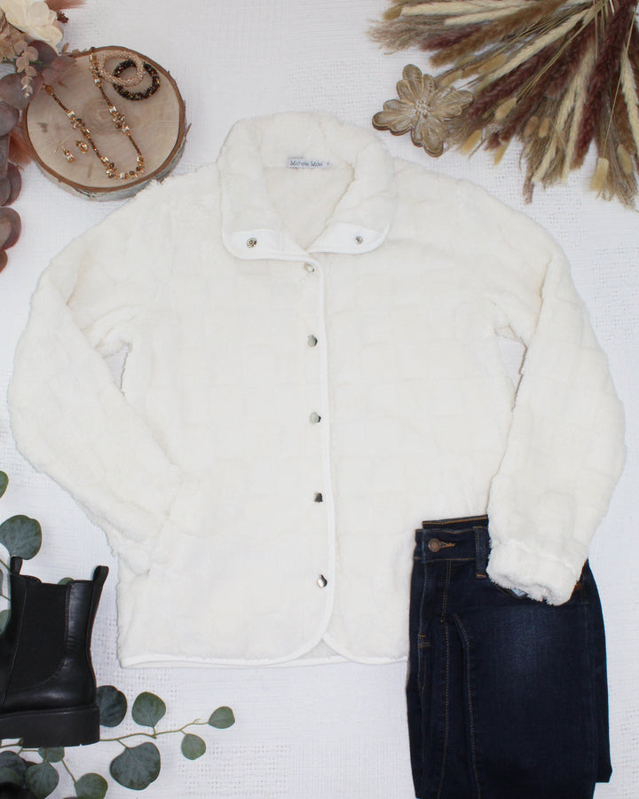 IN STOCK Checkered Snap Sherpa - Ivory